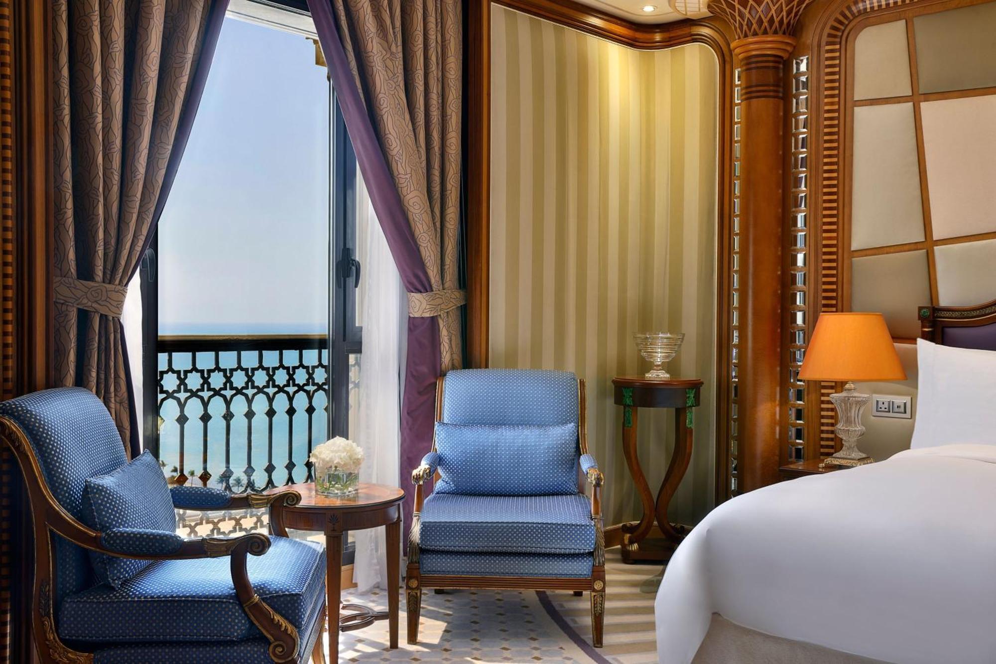 The Ritz-carlton Hotel 5*