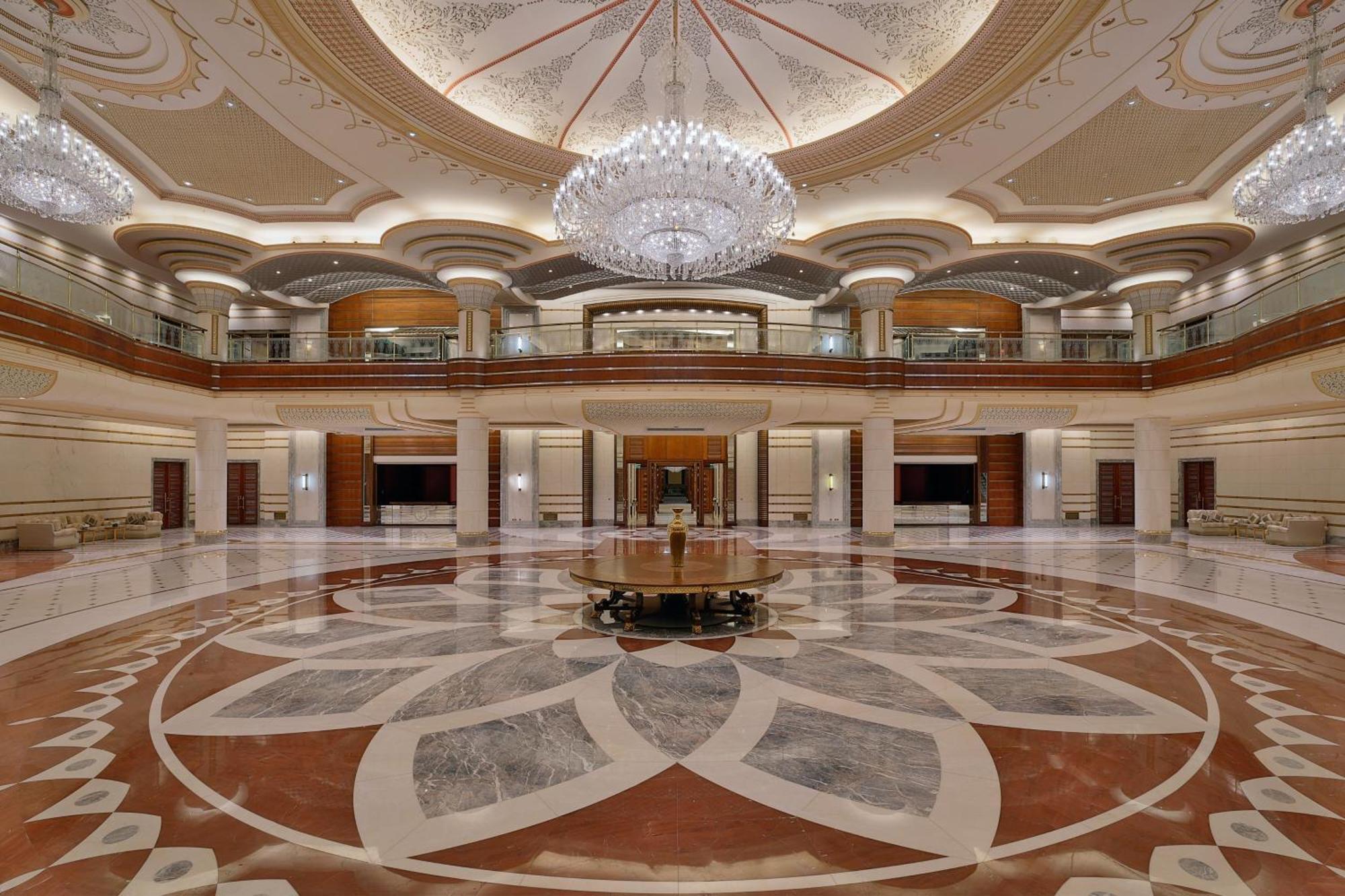 Hotel The Ritz-carlton