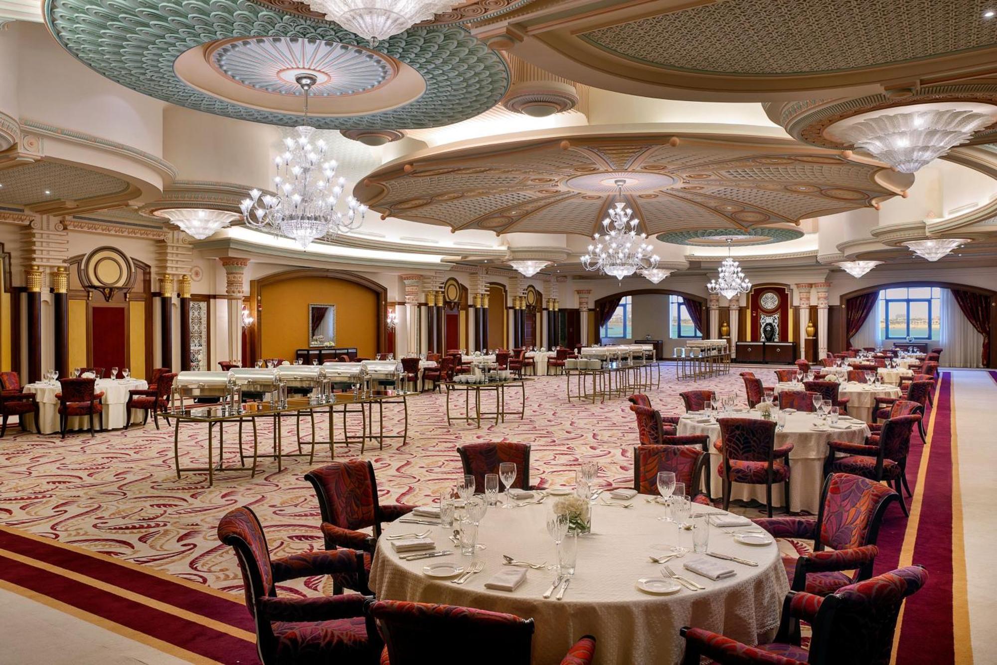 The Ritz-carlton 5*